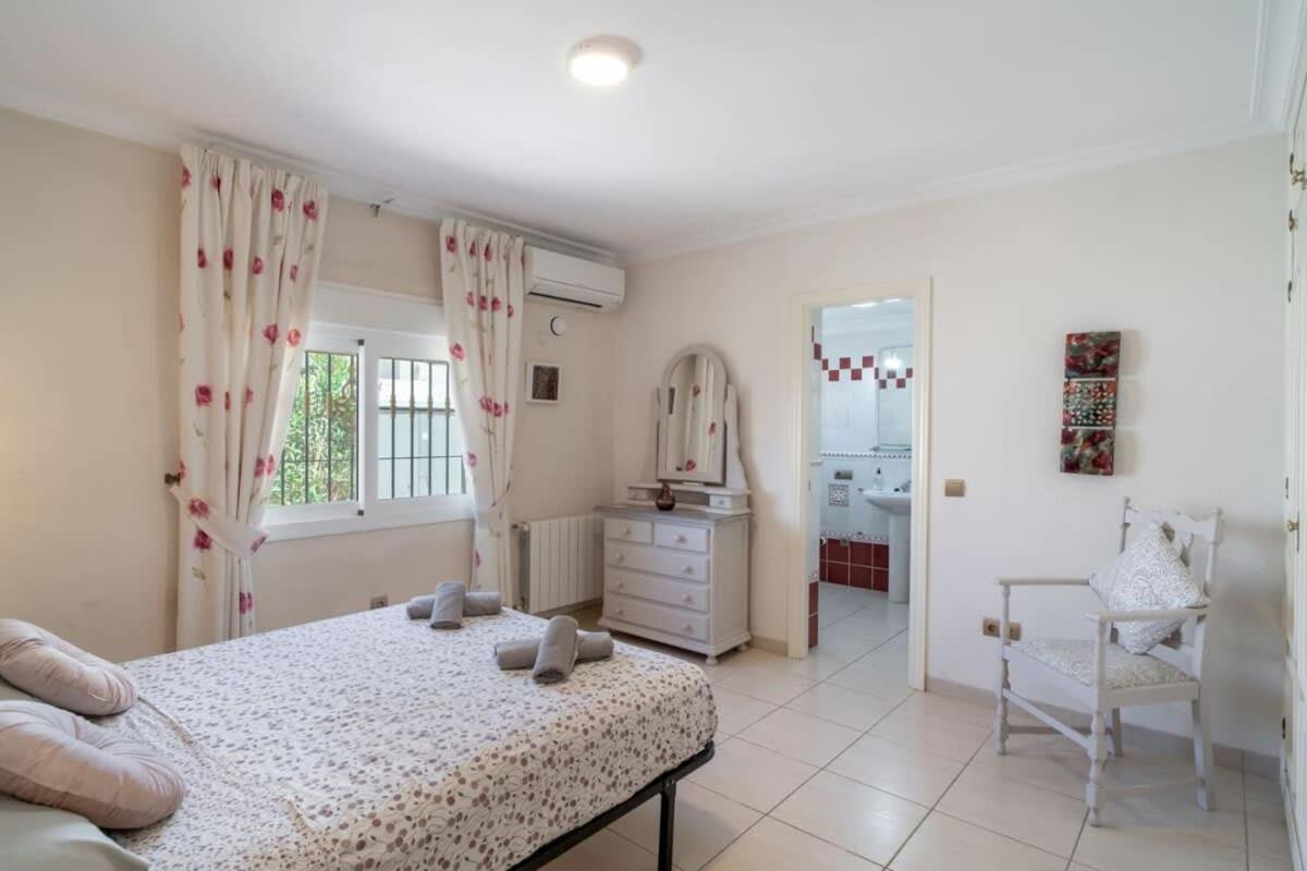 Ballyraine Nerja Luaran gambar